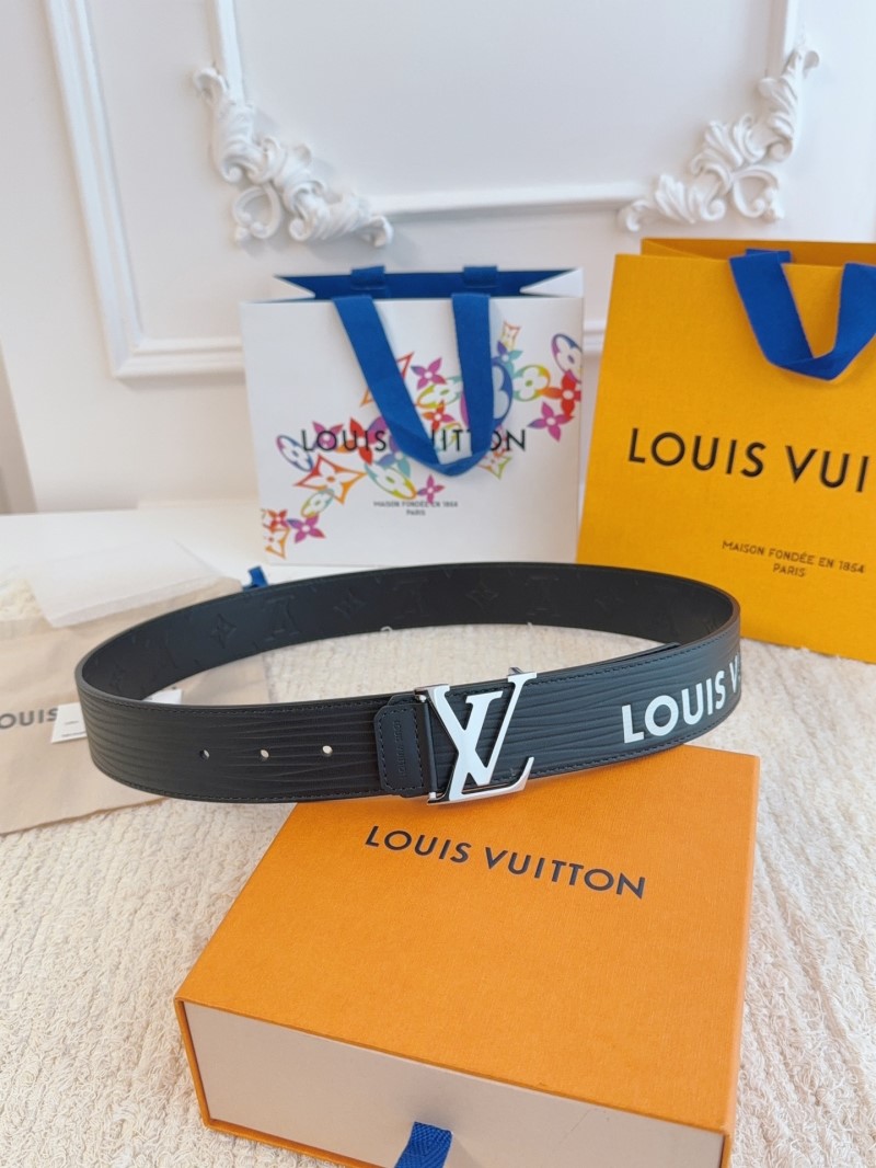 l0vis Vvtt0n belts
